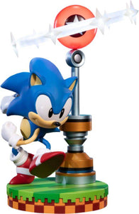 Sonic the Hedgehog - Sonic 11" PVC Statue (Collector's Edition)